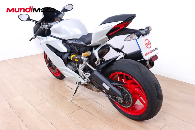 Motorbike image 7