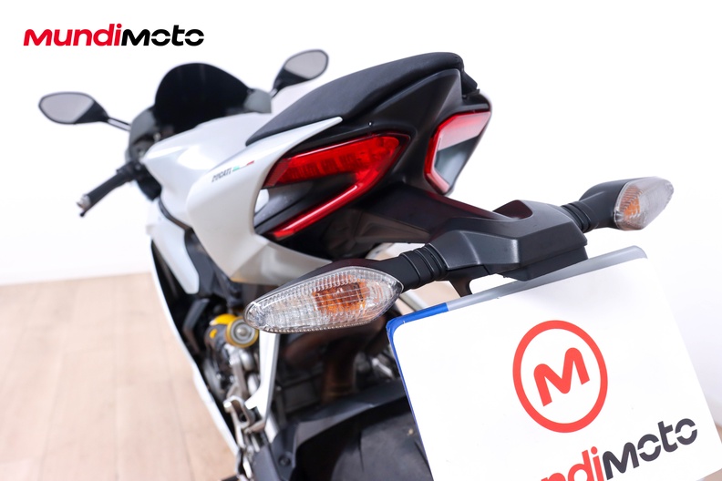 Motorbike image 8