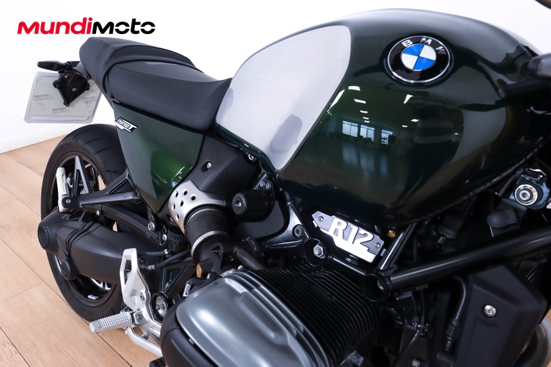 Motorbike image 13