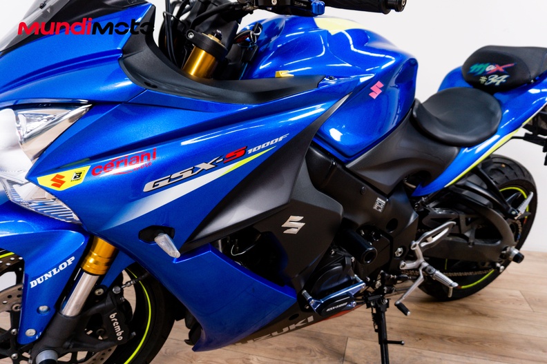 Motorbike image 9