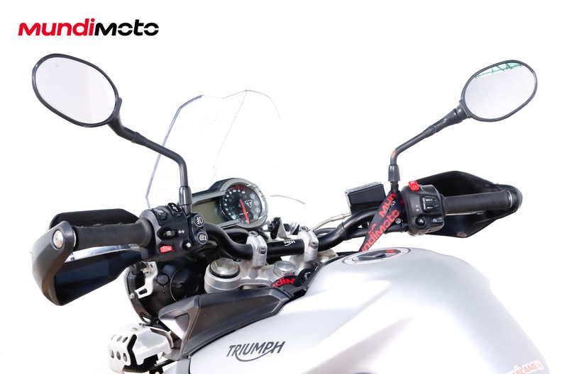 Motorbike image 10