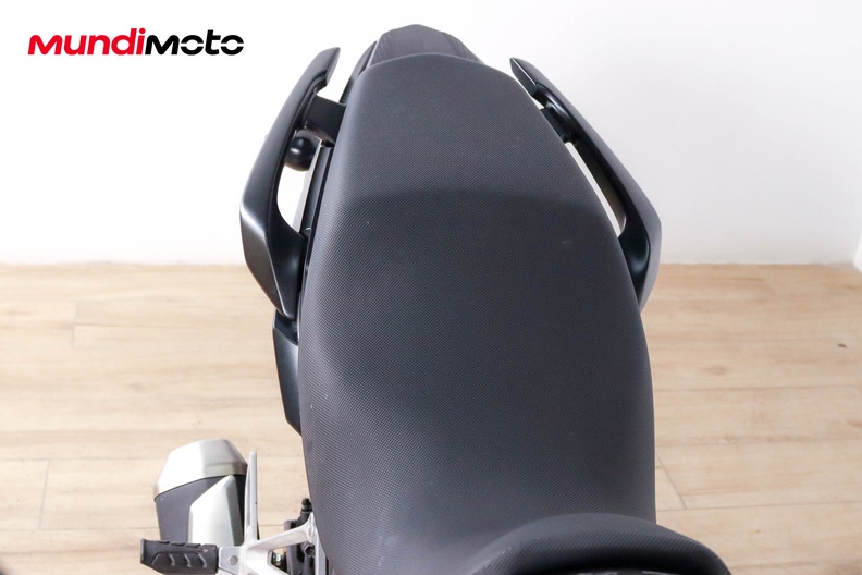 Motorbike image 12