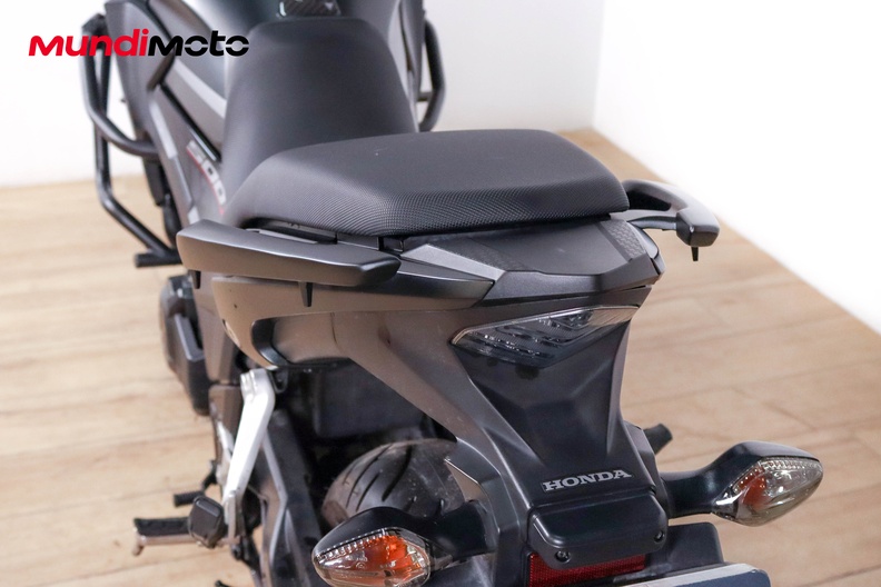Motorbike image 9