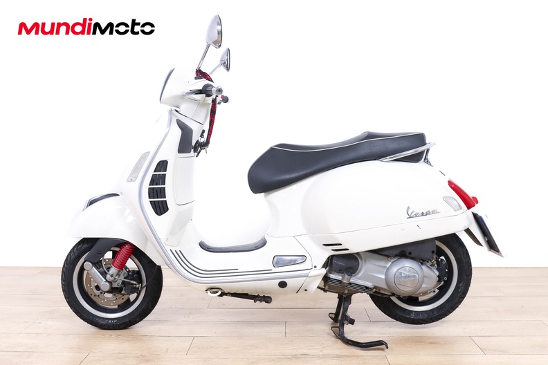 Motorbike image 5
