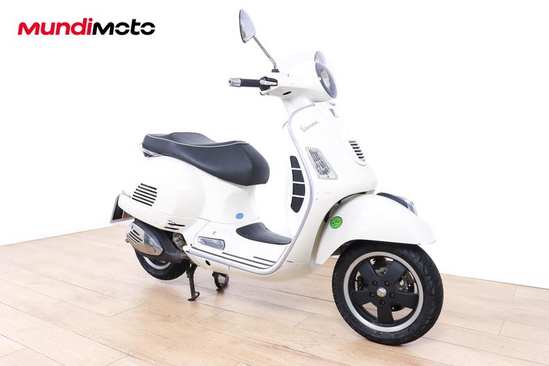 Motorbike image 1