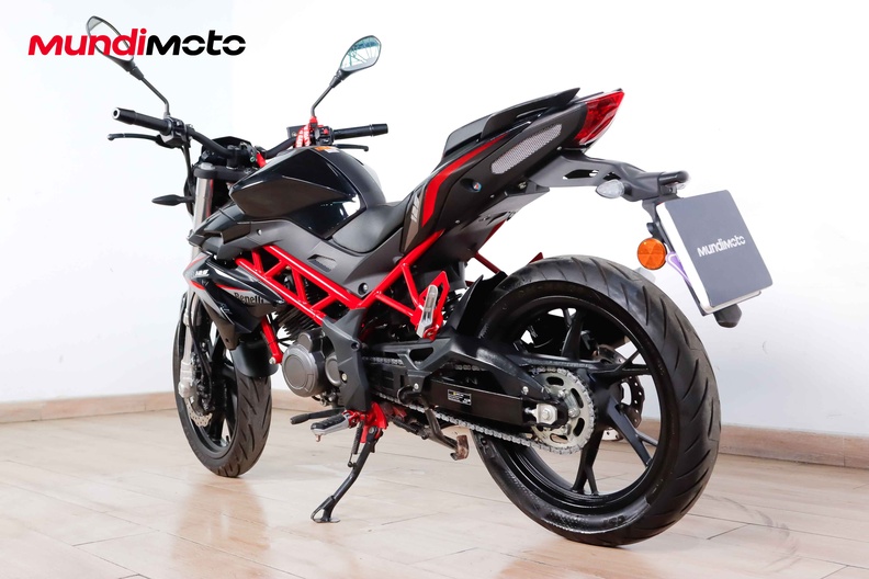 Motorbike image 6