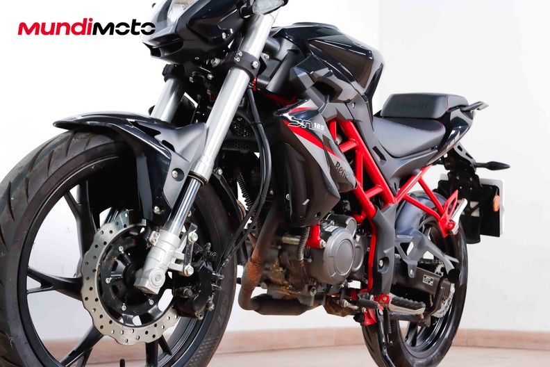 Motorbike image 8