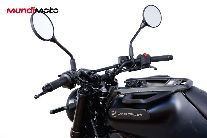 Motorbike image 10