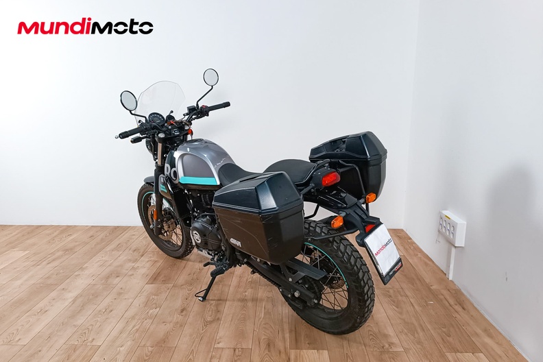 Motorbike image 7
