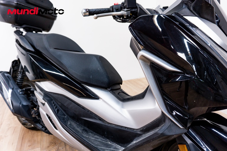 Motorbike image 4