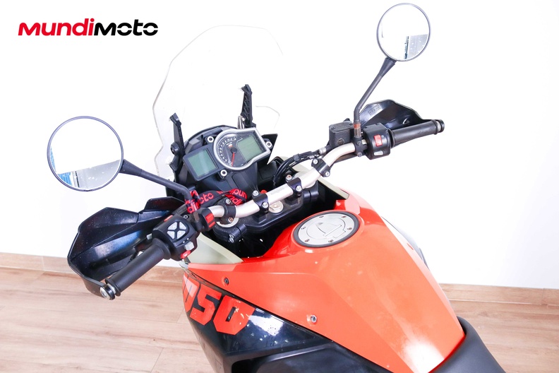Motorbike image 10