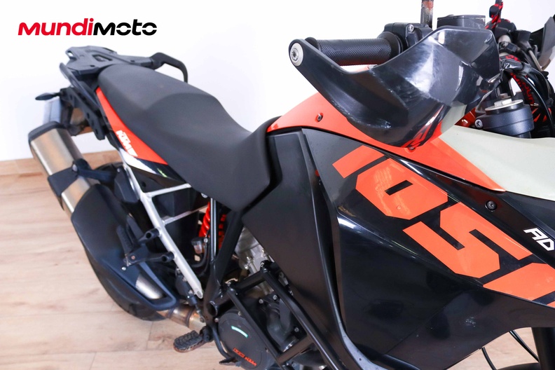 Motorbike image 13