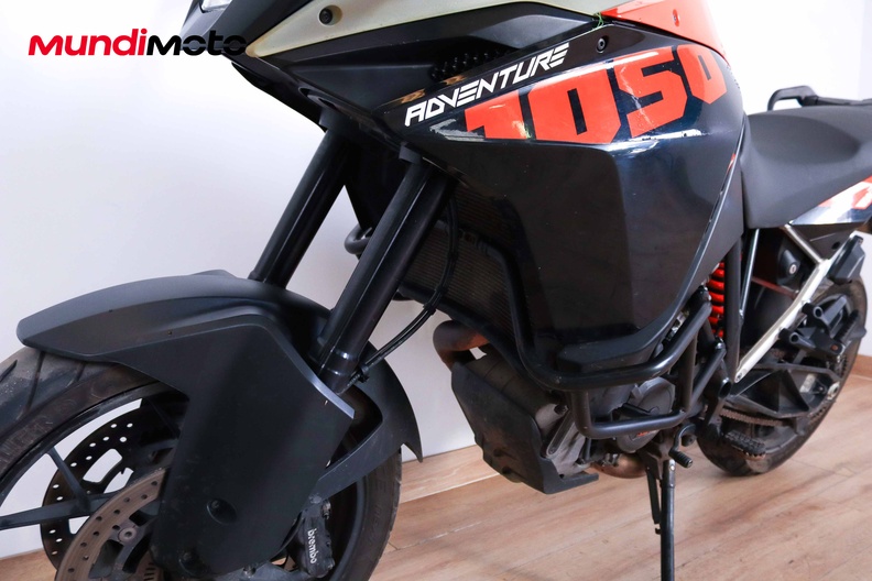 Motorbike image 9