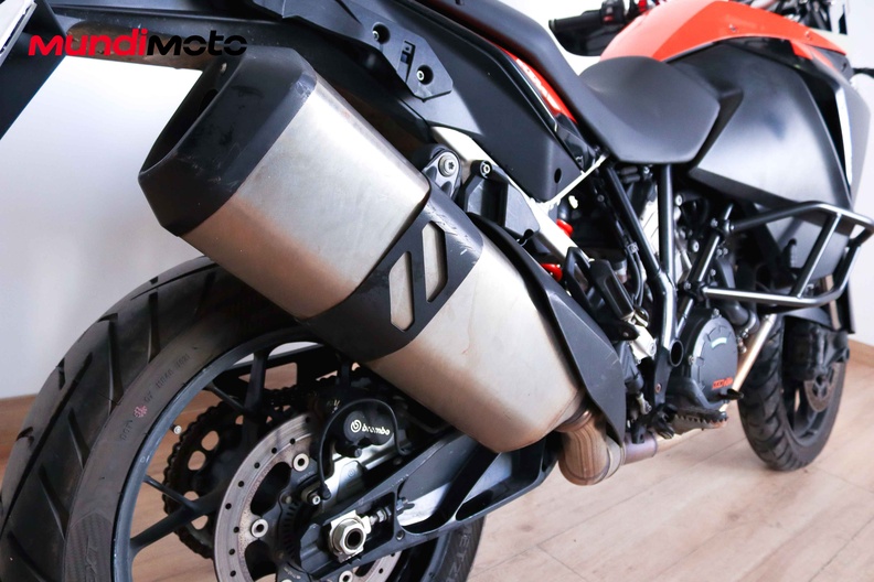 Motorbike image 3