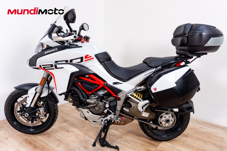 Motorbike image 5