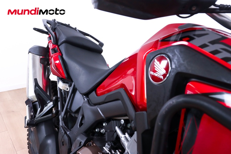 Motorbike image 12