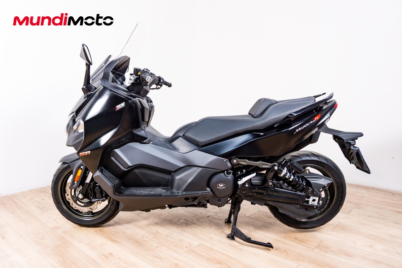 Motorbike image 5