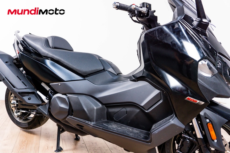 Motorbike image 4