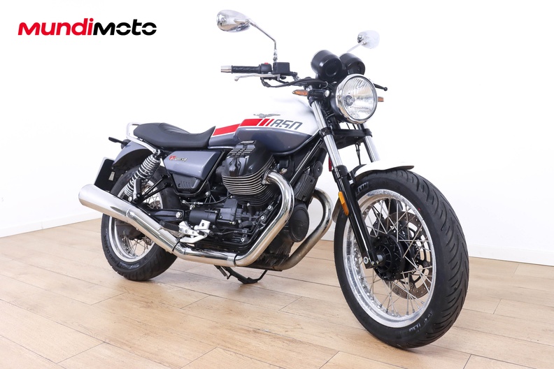 Motorbike image 1