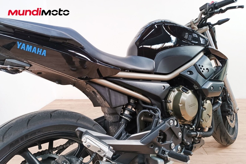 Motorbike image 3