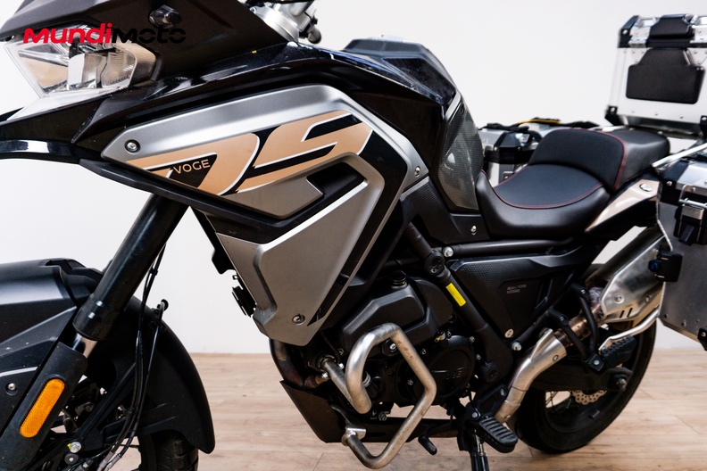 Motorbike image 9