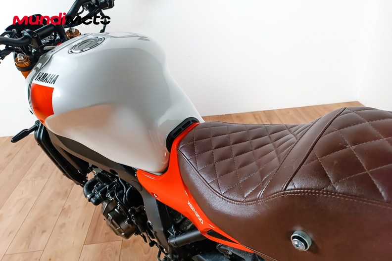 Motorbike image 8