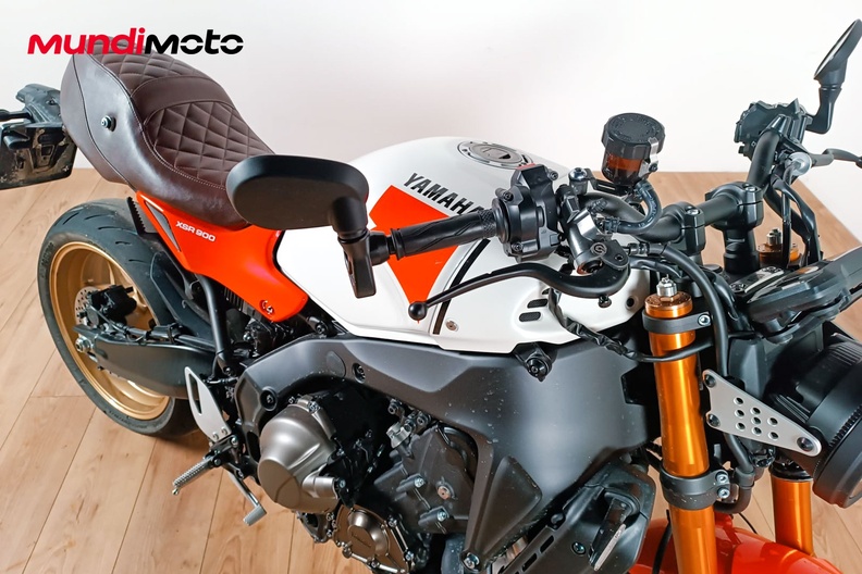 Motorbike image 4