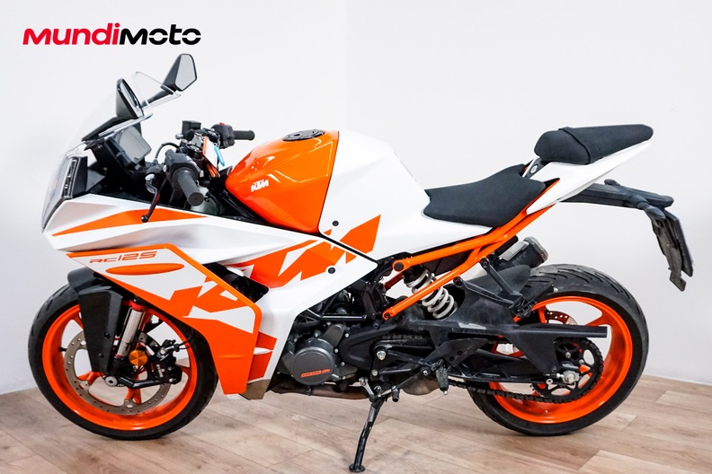 Motorbike image 5