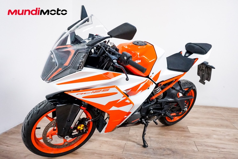 Motorbike image 6