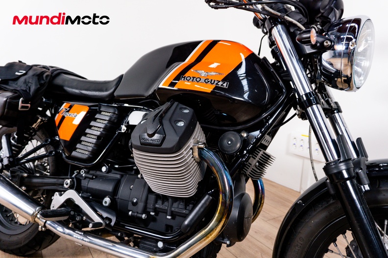 Motorbike image 4