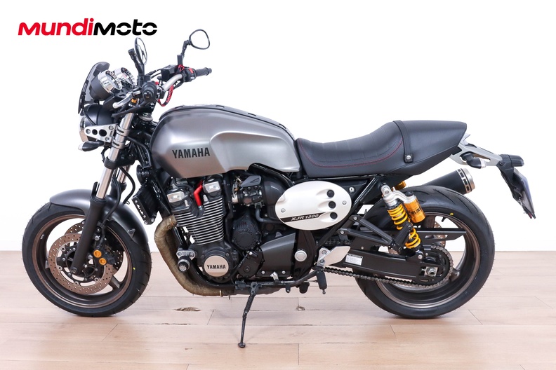 Motorbike image 5