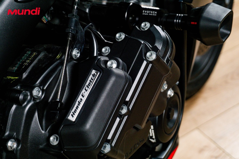Motorbike image 13