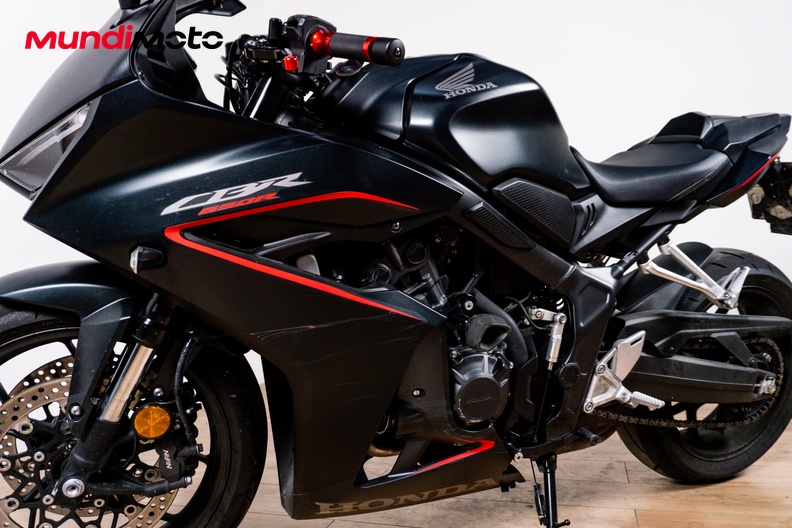 Motorbike image 9