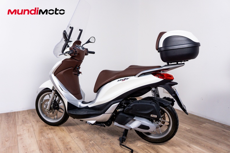 Motorbike image 7