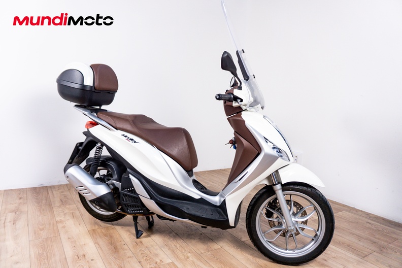 Motorbike image 1