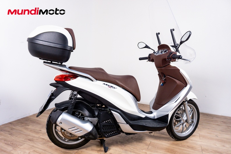 Motorbike image 2
