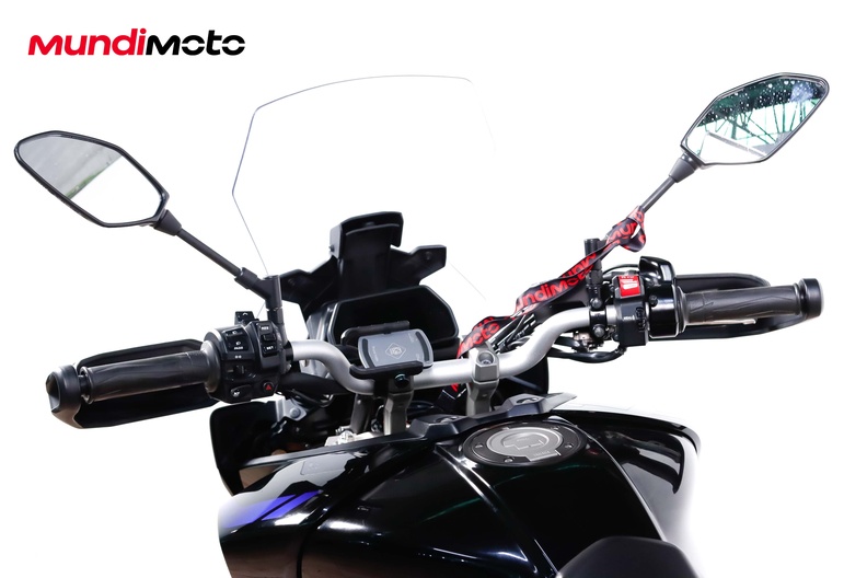 Motorbike image 10