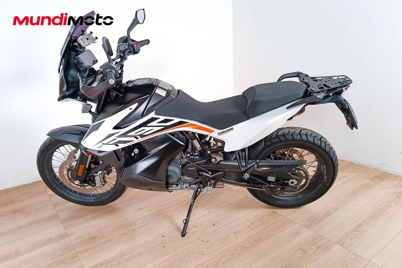 Motorbike image 5