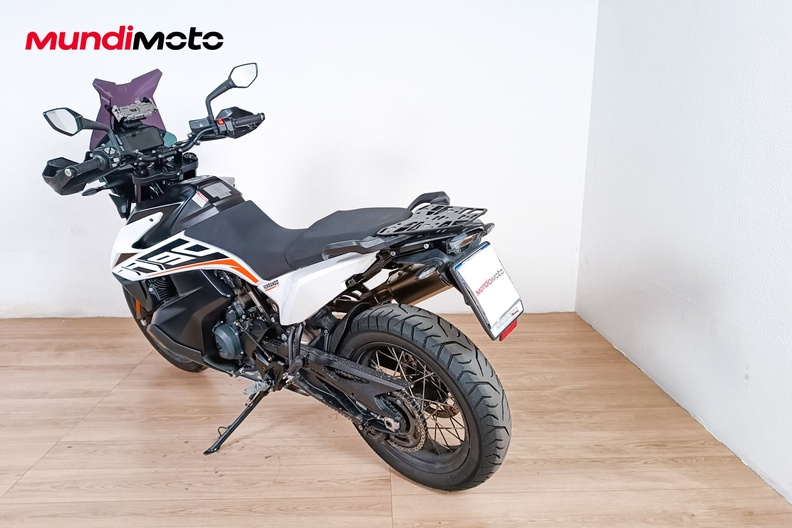 Motorbike image 7