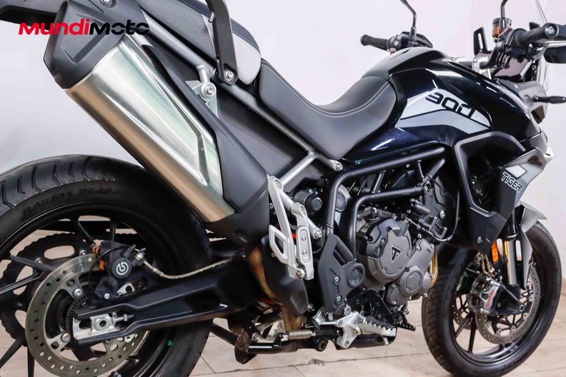 Motorbike image 3