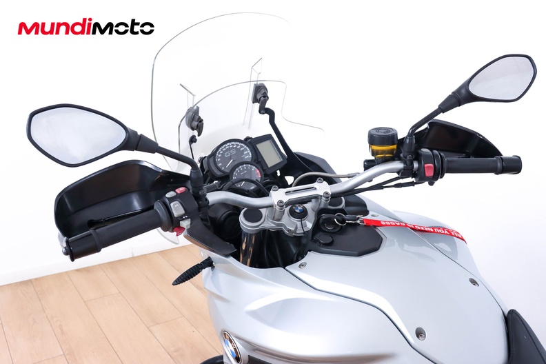 Motorbike image 10