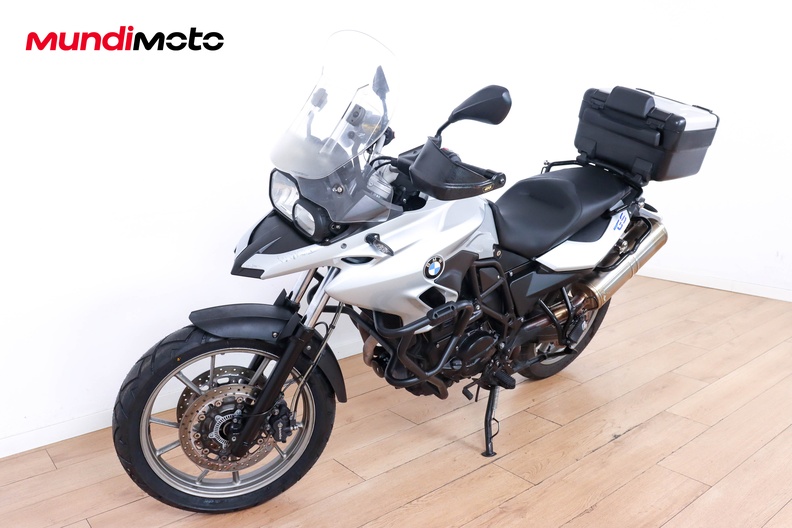 Motorbike image 7