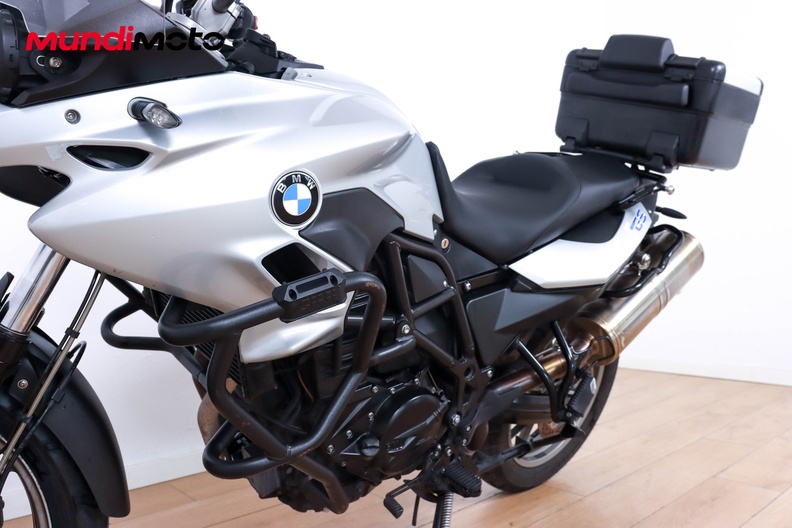 Motorbike image 8