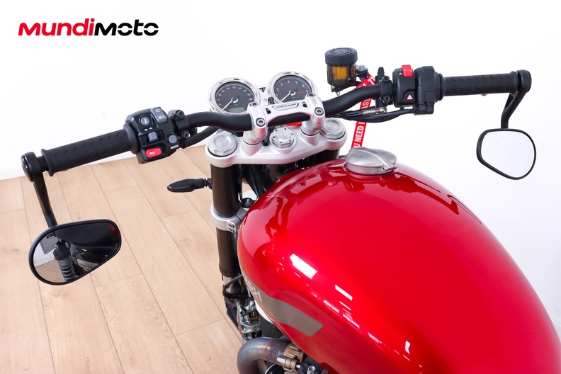 Motorbike image 10