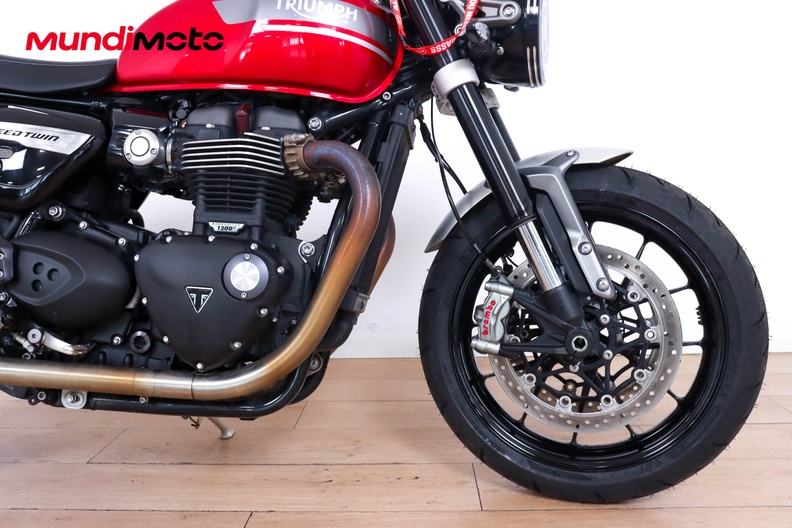 Motorbike image 12