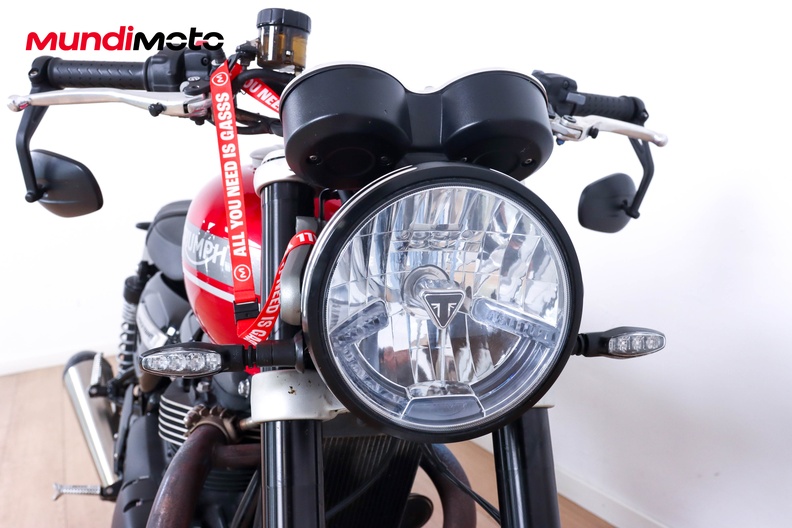 Motorbike image 4