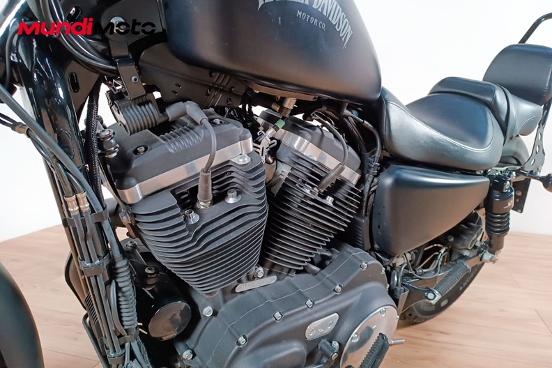 Motorbike image 9