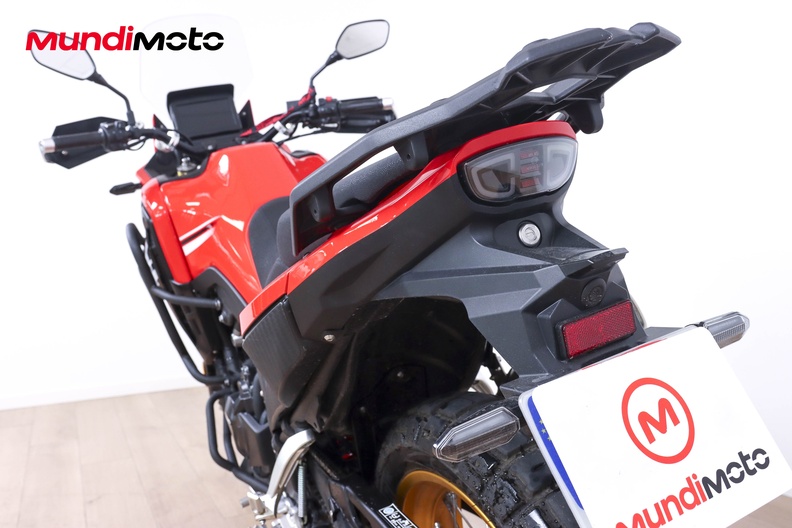 Motorbike image 9