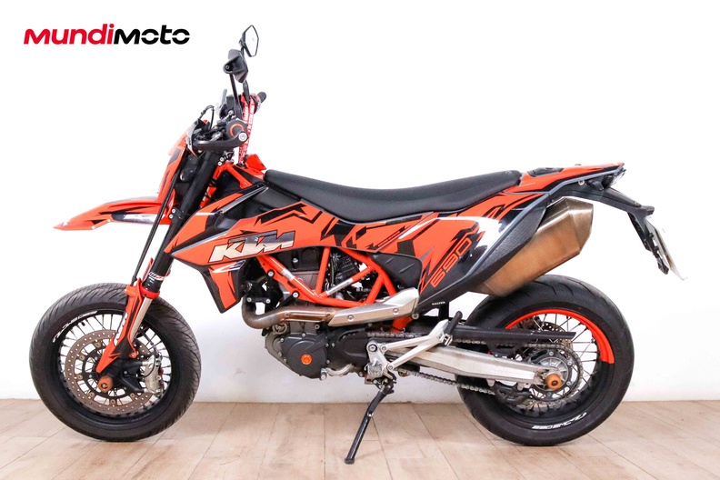 Motorbike image 5