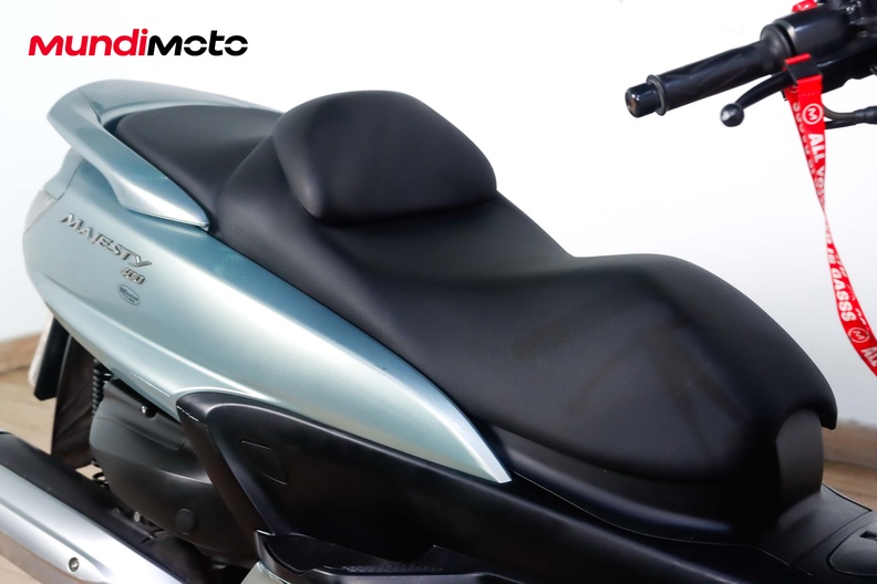 Motorbike image 13